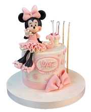 Minnie Mouse Pembe Figürlü Pasta