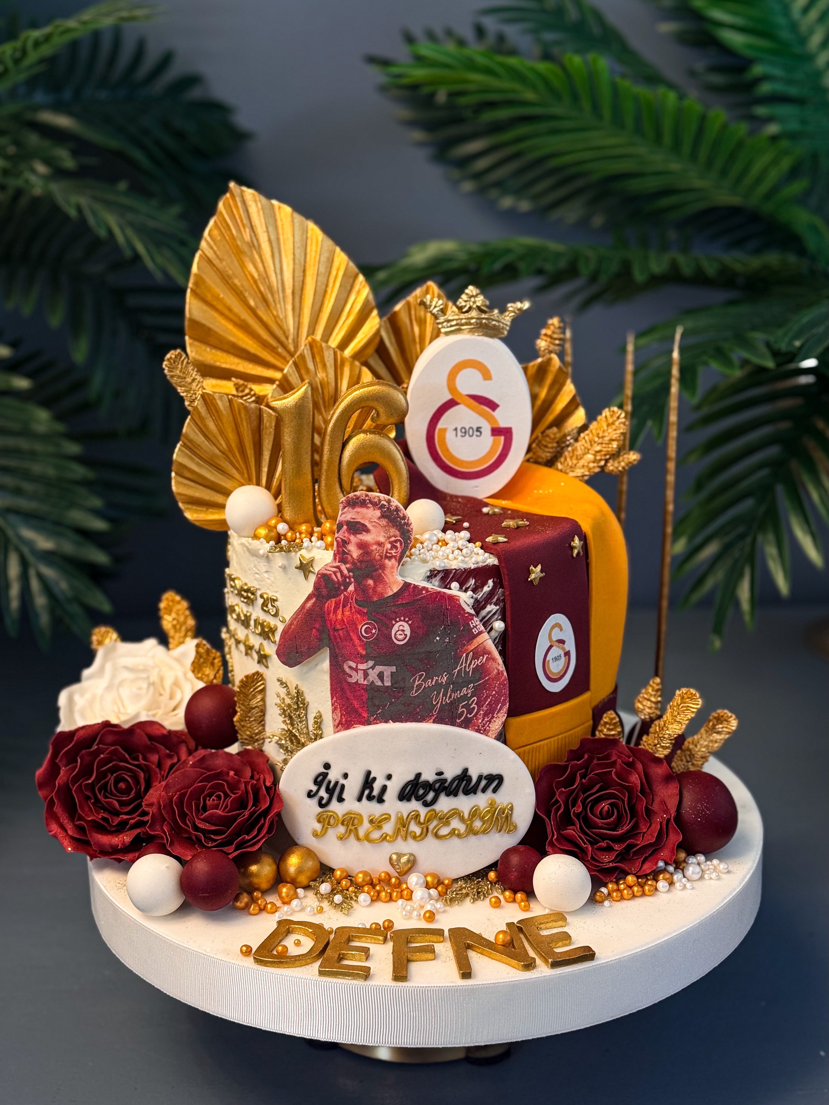 Barış Alper Yılmaz ve Galatasaray Temalı Kişiye Özel Doğum Günü Pastası