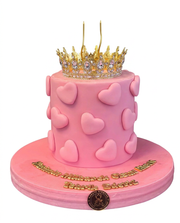 Pembe Kalpli ve Taçlı Birthday Queen Pasta