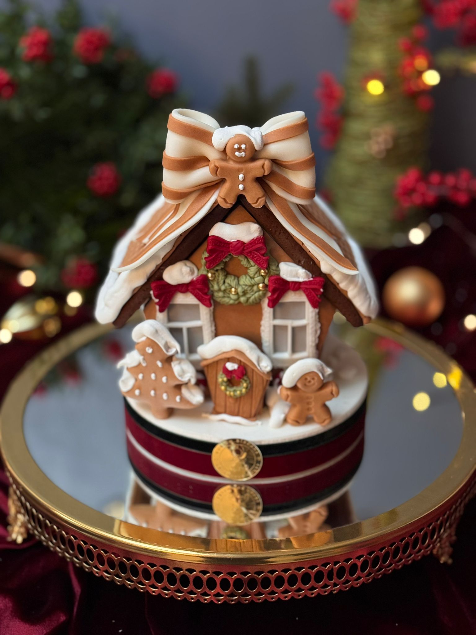 Zencefilli Kurabiye Ev Küçük Boy