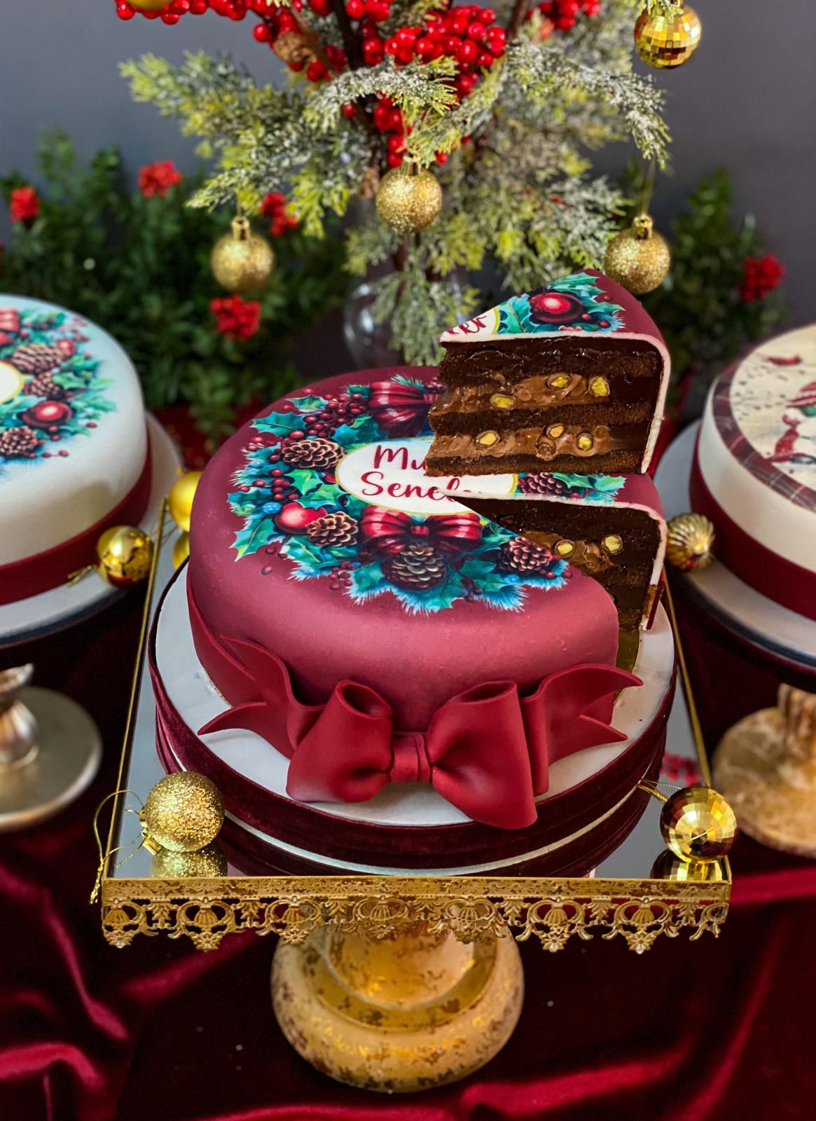 Bordo Detaylı Baskılı Yeni Yıl Pastası