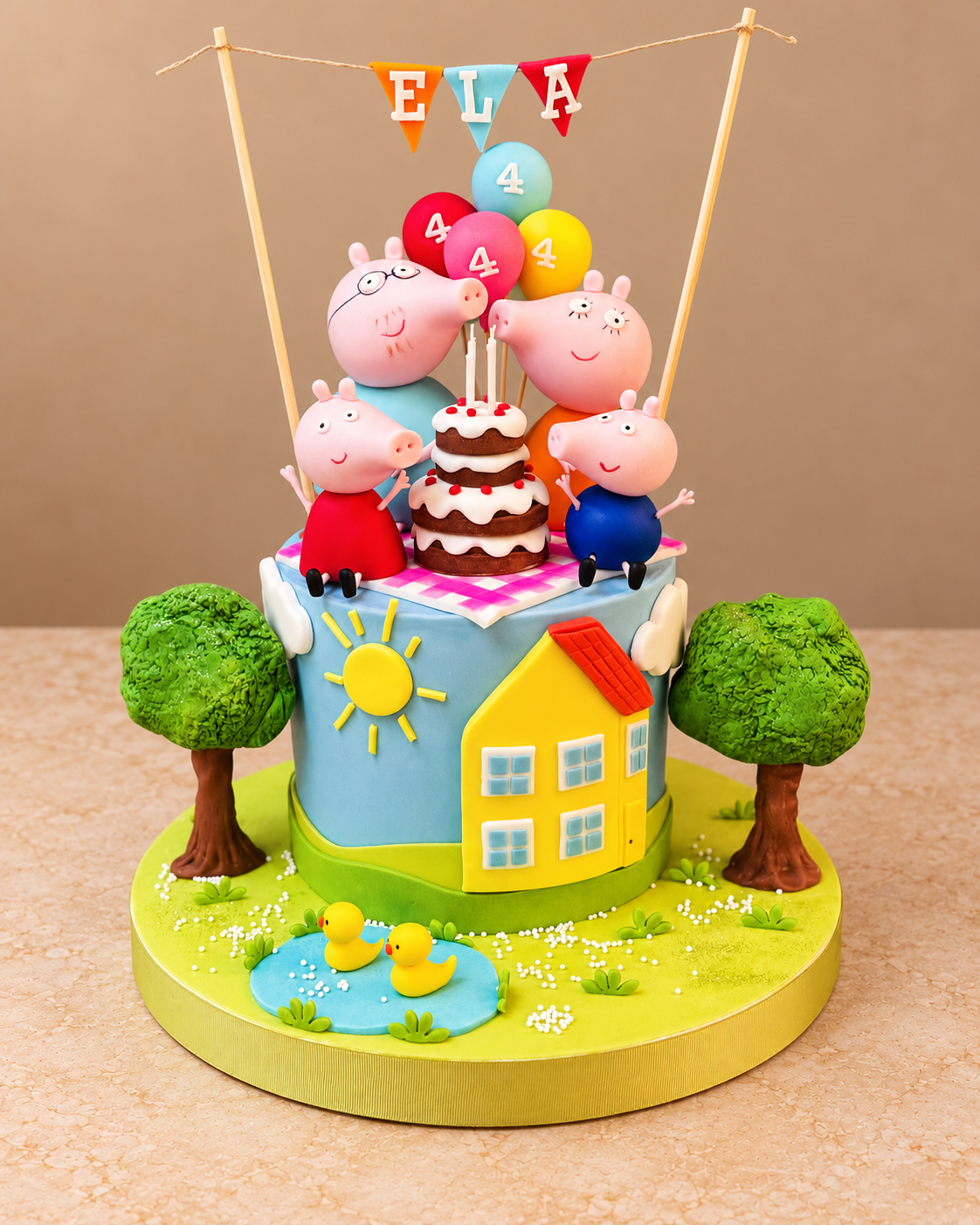 Peppa Pig Ailesi Pasta