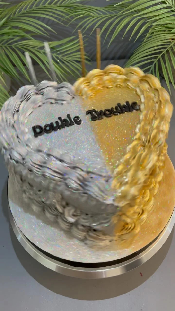 Altın Gümüş Kalp Double Trouble Pastası