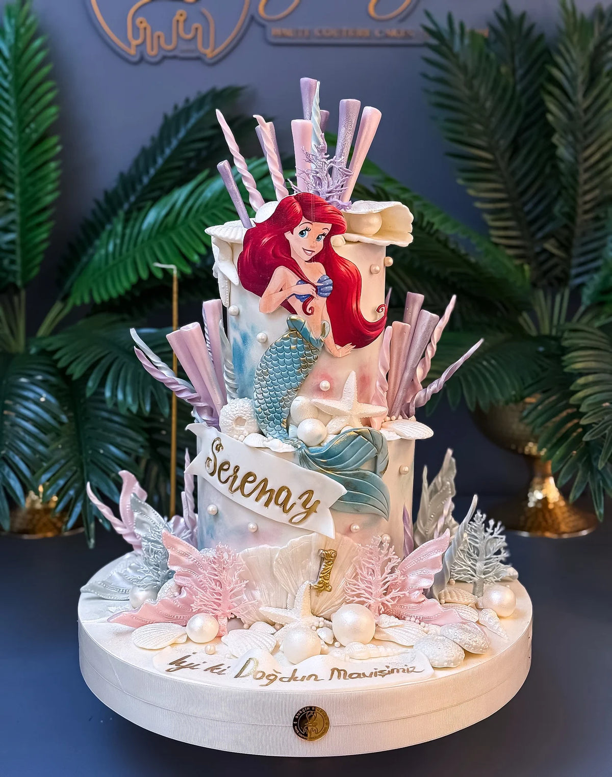 Ariel ve Pastel Mercanlı Deniz Kızı Pastası