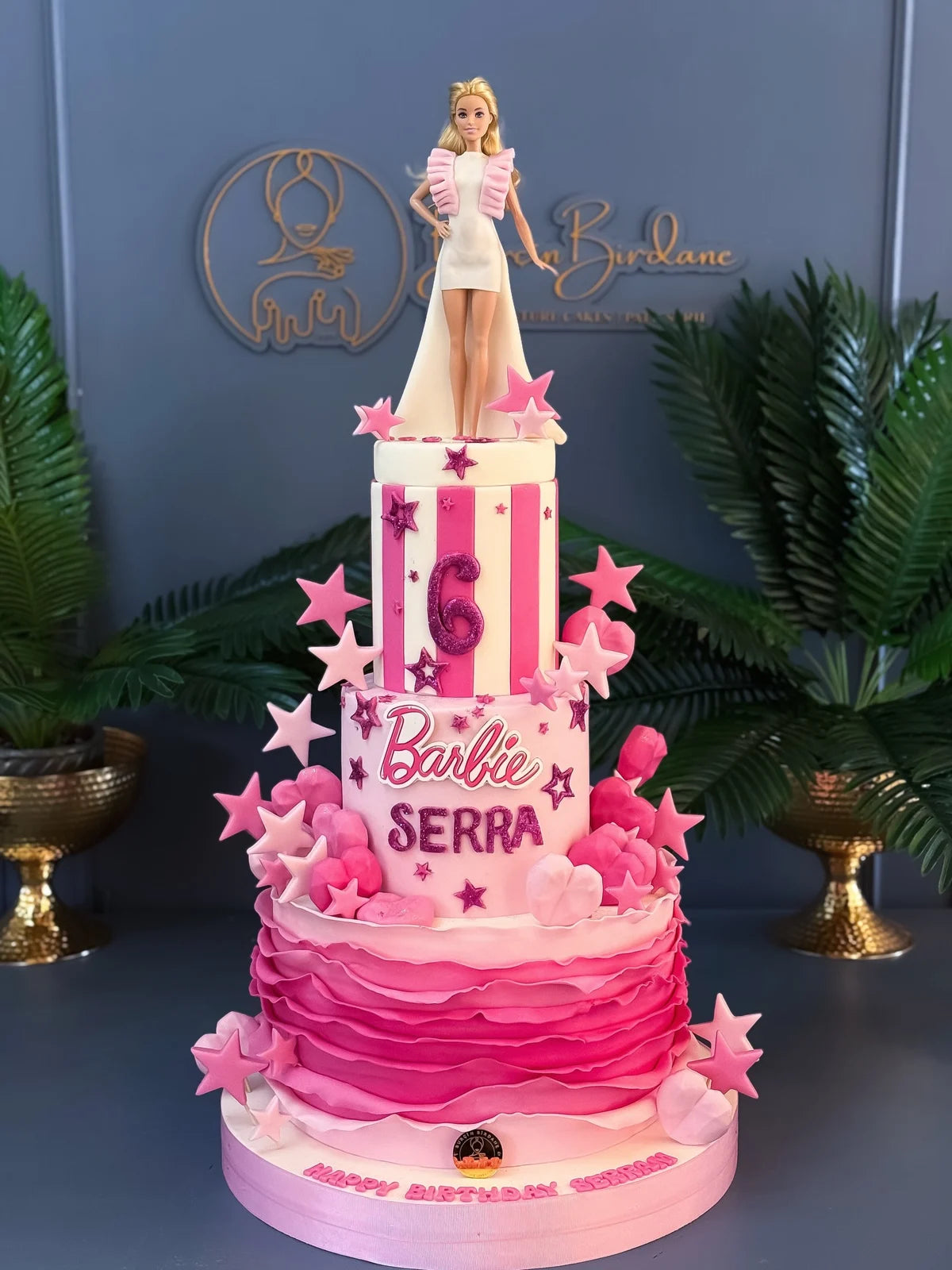 Barbie Figürlü Üç Katlı Pembe Pasta