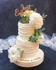 Beyaz Ortancalı İki Katlı Just Married Pastası