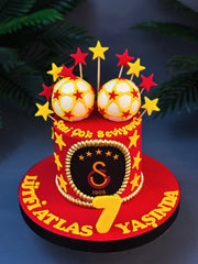 Galatasaray Toplu Kırmızı 7 Yaş Pastası