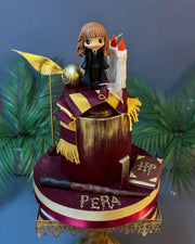 Hermione Figürlü Bordo Harry Potter Pastası