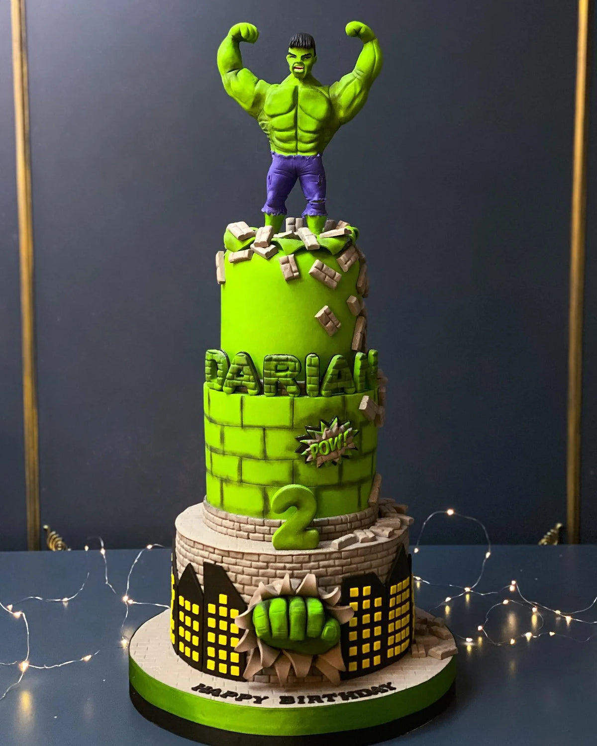 Hulk Figürlü Yeşil Tuğla Desenli Pasta