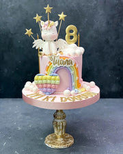 Kanatlı Unicorn ve Gökkuşağı 8 Yaş Pastası