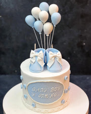 Mavi Ayakkabı ve Balonlu Baby Shower Pastası