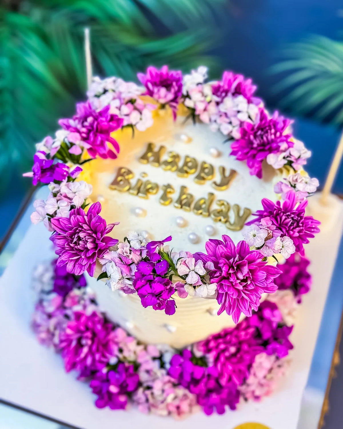 Mor Çiçekli Happy Birthday Pastası