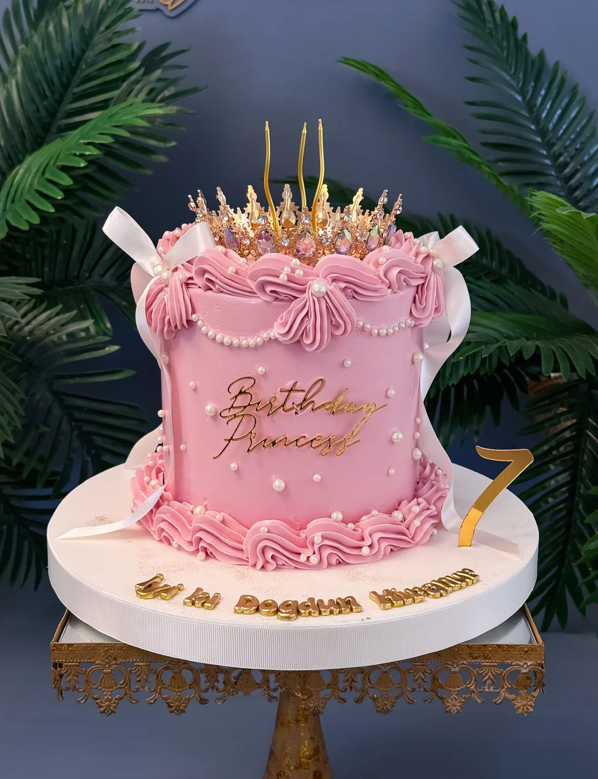 Pembe Fiyonklu Taçlı Birthday Princess Pastası
