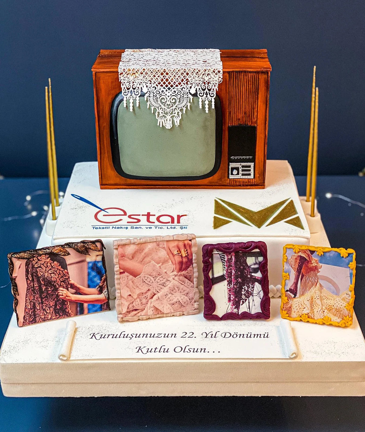 Retro Televizyon ve Fotoğraflı Kurumsal Pasta