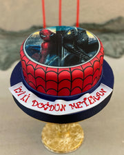 Spider-Man Resimli Kırmızı Ağ Desenli Pasta