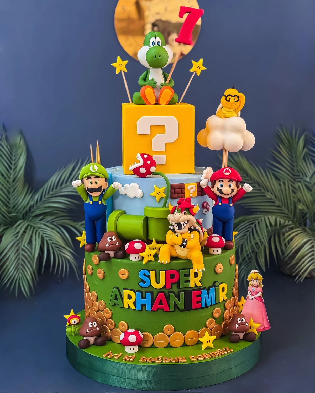 Super Mario ve Yoshi Üç Katlı Pasta