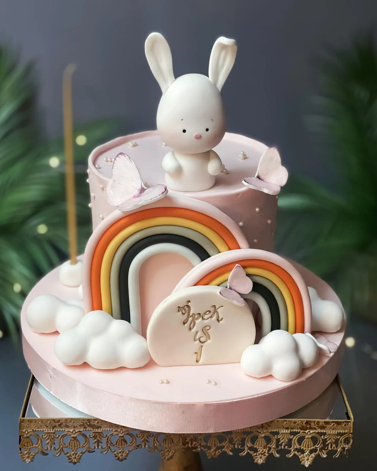 Tavşan ve Pastel Gökkuşağı 1 Yaş Pastası