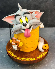 Tom ve Jerry Peynir Şeklinde Pasta
