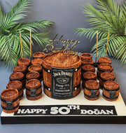 Viski Fıçısı Temalı 50 Yaş Pasta ve Cupcake Seti
