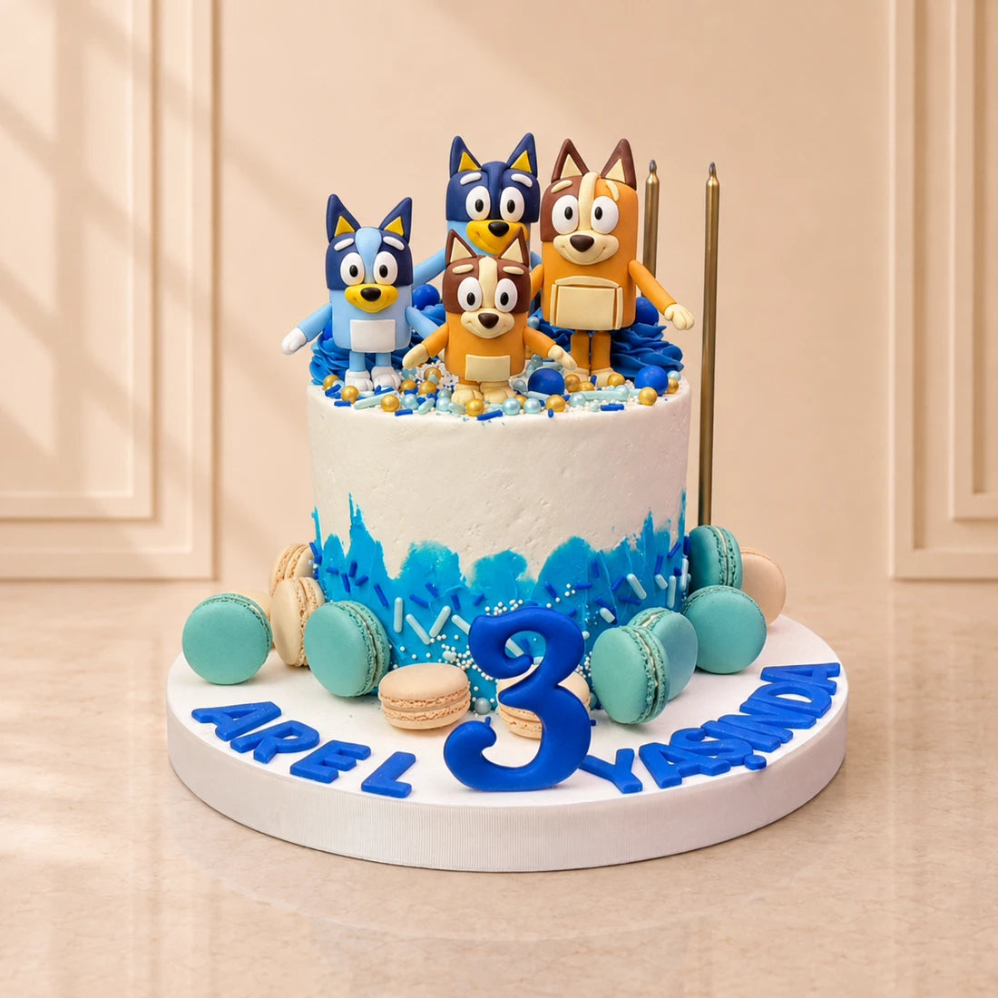 Bluey Temalı Doğum Günü Pastası
