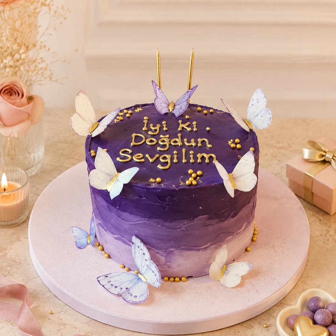 Mor Kelebekli İyi Ki Doğdun Sevgilim Mesajlı Pasta