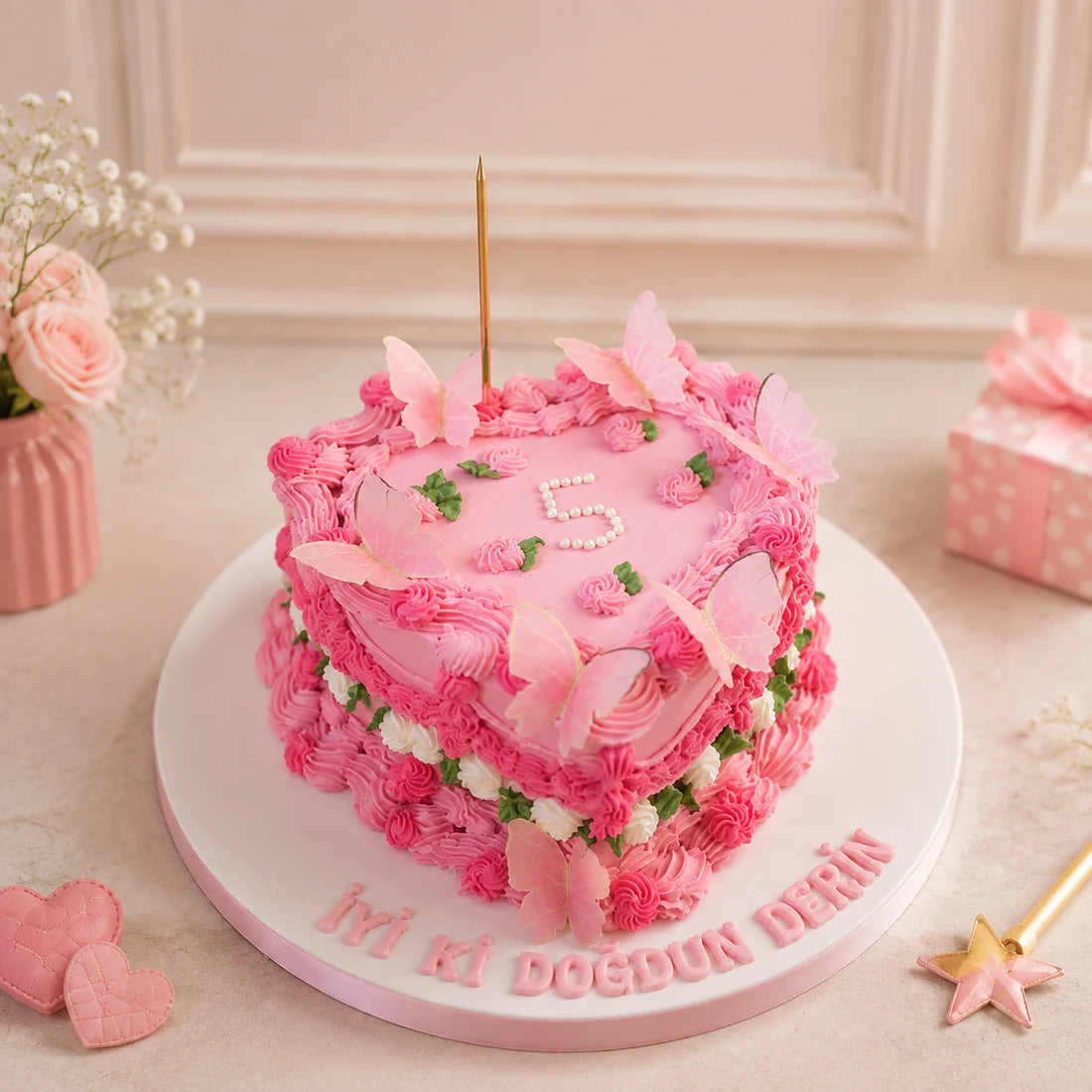 Pembe Kelebekli 5 Yaş Mesajlı Doğum Günü Pastası