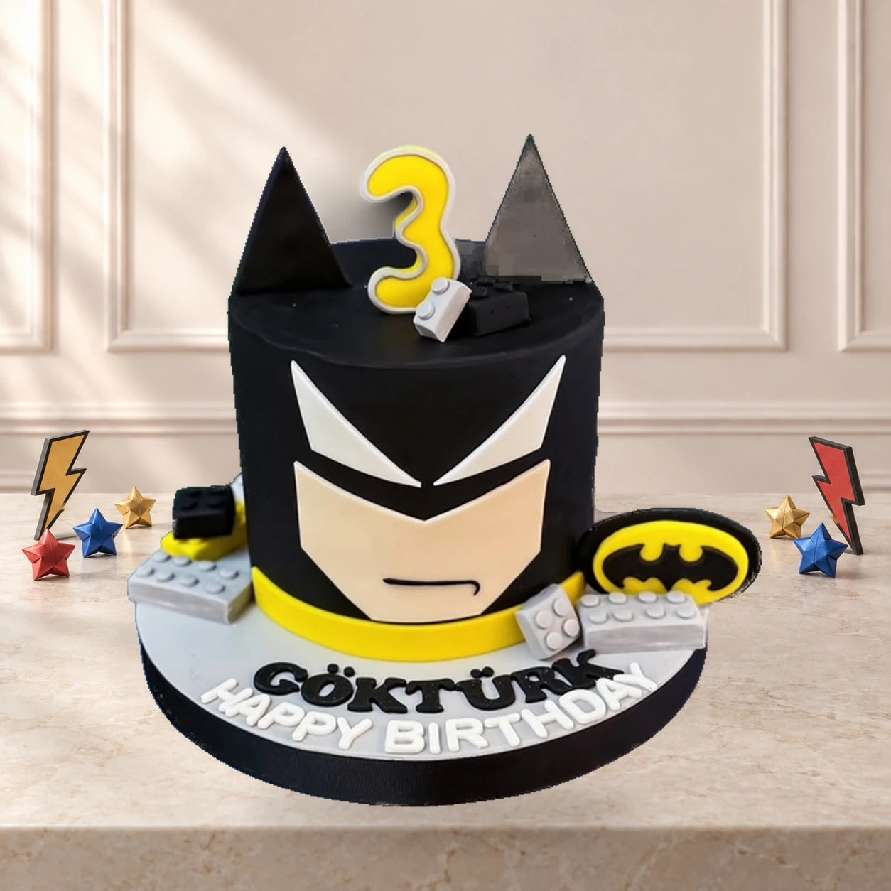 Batman Temalı 3 Yaş Doğum Günü Pastası