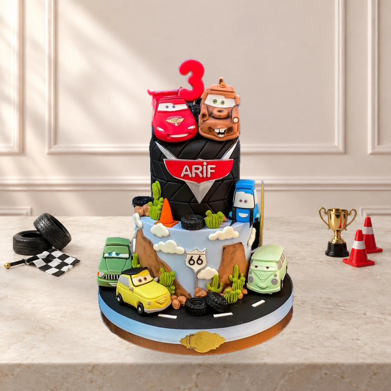 Cars Temalı Doğum Günü Pastası